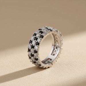 Ajustable Sparkle Black Band
